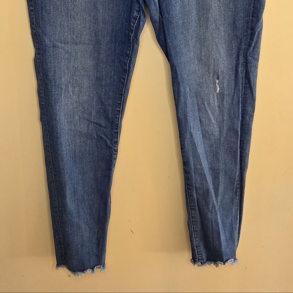 Loft Modern Skinny High Rise Jeans Light Distressing Frayed Hem Size 14 - Picture 3 of 6